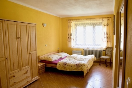 Jiho�esk� chalupa s baz�nem - Vesel� n. Lu�nic�