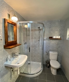 Jiho�esk� chalupa s baz�nem - Vesel� n. Lu�nic�