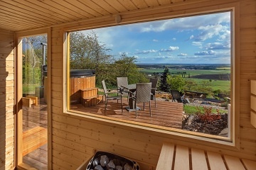 Rodinn� chalupa s baz�nem - �esk� r�j - Ji��nsko