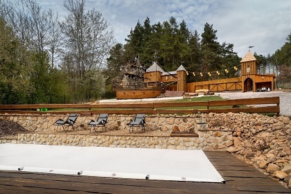 Rodinn� chalupa s baz�nem - �esk� r�j - Ji��nsko