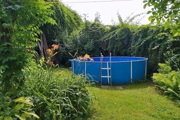 Venkovsk� chalupa s baz�nem Vorlice - Pot�tejn