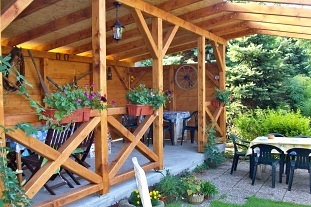 Chalupa na �pat� Lys� hory - CHKO Beskydy