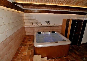 Chalupa na �pat� Lys� hory - CHKO Beskydy