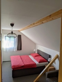 Chalupa �esk� r�j - hrad Kost - �dol� Plak�nek