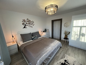 Wellness chalupa s baz�nem - hrad Per�tejn