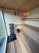 Wellness chalupa s baz�nem - hrad Per�tejn