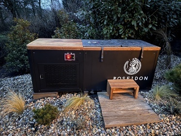 Chalupa s baz�nem - Pivonice - Zub�tejn