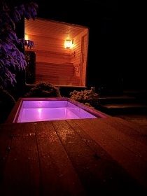 Wellness chalupa s baz�nem - hrad Per�tejn