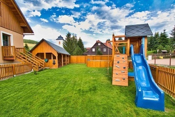 Chalupa baz�n a d�tsk� h�i�t� - Bukov� hora