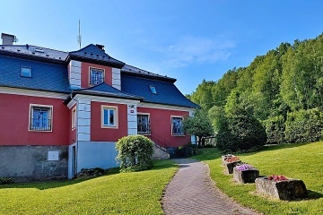 Chalupa Farsk� kopec - Je�t�d - Lu�ick� hory