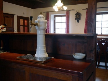 Jiho�esk� chalupa s baz�nem - T�borsko