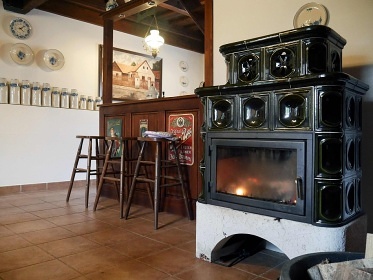 Jiho�esk� chalupa s baz�nem - T�borsko