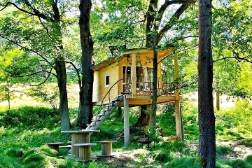 Glamping Mikulášovice - Treehouse Lea