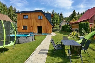 Chata pro rodiny - baz�n, wellness - babyfriendly