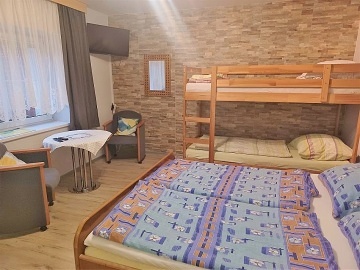 Penzion P�lava s baz�nem - cyklostezka Nov� Ml�ny