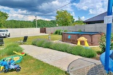 Penzion P�lava s baz�nem - cyklostezka Nov� Ml�ny