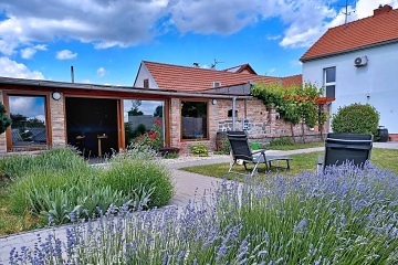 Penzion P�lava s baz�nem - cyklostezka Nov� Ml�ny