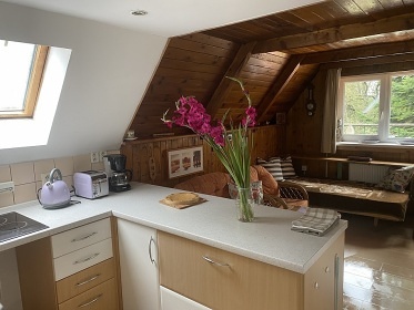 Chata Kru�n� hory - hora Kl�novec - J�chymov