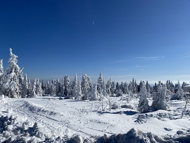 Chata Kru�n� hory - hora Kl�novec - J�chymov