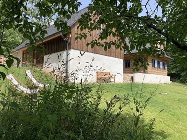 Roubenka s kachlovými kamny - Křižánky - Vysočina