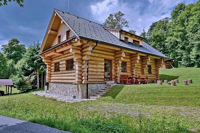 Srub u Dolní Moravy - polosamota Králický Sněžník