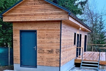 Tiny House Jizersk hory - glamp ern Studnice