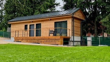 Tiny House Jizersk hory - glamp ern Studnice