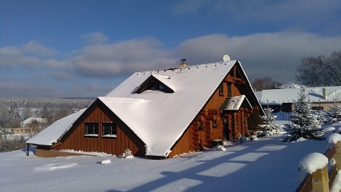 Srub Mendryka - bazén SPA a sauna - Janov