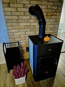 Chata u hradu Trosky - esk rj - Troskovice