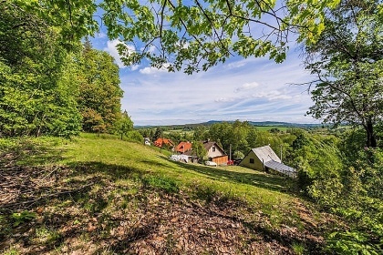Chata u hradu Trosky - esk rj - Troskovice