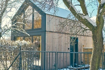 Chata a koupac� sud - rozhledna B�l� hora - Beskydy