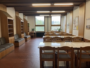 Chata tělocvična a hřiště - Horní Rokytnice