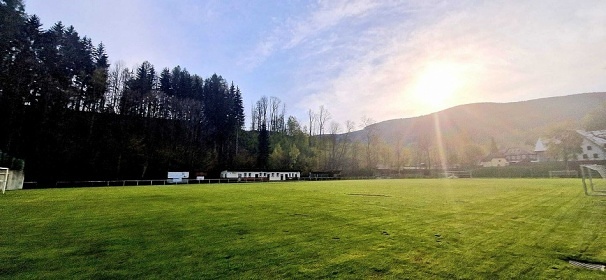 Chata tělocvična a hřiště - Horní Rokytnice