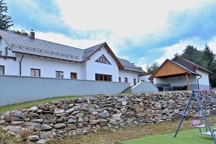 Nový objekt: Chalupa s bazénem - Šumava - hrad Kašperk 3C-184