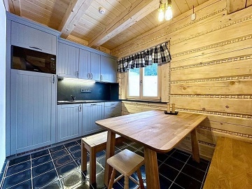 Roubenka se saunou - Lys� hora - Satinsk� vodop�dy
