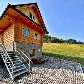 Roubenka se saunou - Lys� hora - Satinsk� vodop�dy