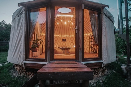 Glamp Jurta - biotop a sauna - Toulovcovy Ma�tale