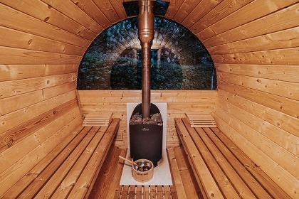 Glamp Jurta - biotop a sauna - Toulovcovy Ma�tale