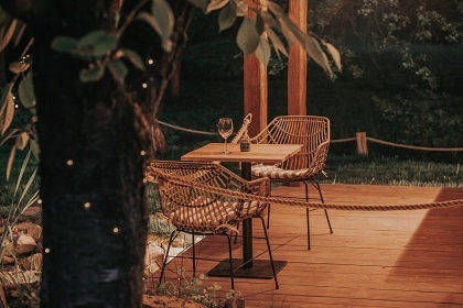 Glamp Jurta - biotop a sauna - Toulovcovy Ma�tale