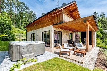 Chata Kloučka s vířivkou-Stříbrná Skalice