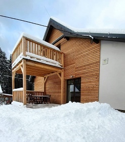 Chata u lesa - apartmány a sauna - Javořina