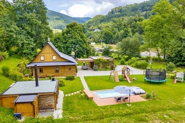 Roubenka bazén a dětské hřiště - Kouty nad Desnou