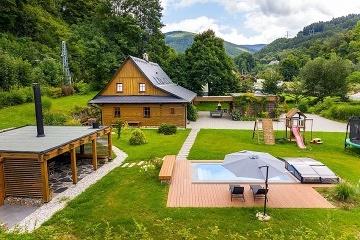Roubenka bazén a dětské hřiště - Kouty nad Desnou