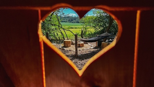 Maringotka u potoka Pulpit - glamping Hudčice