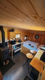 Maringotka u potoka Pulpit - glamping Hudčice