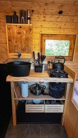 Maringotka u potoka Pulpit - glamping Hudčice