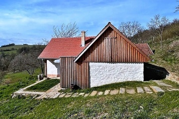 Chalupa Bílé Karpaty - Mikulčin vrch - Bojkovice