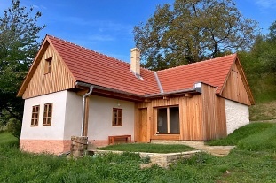 Nov� objekt: Chalupa B�l� Karpaty - Mikul�in vrch - Bojkovice 1M-282