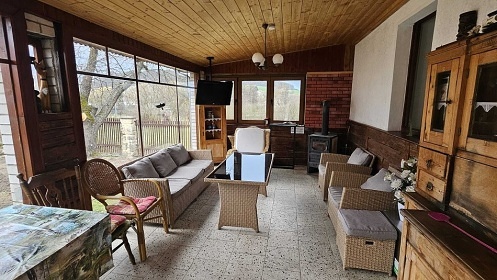 Chalupa s baz�nem - CHKO Brdy - Nepomuk