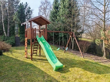 Chalupa s krytým bazénem - Žďárské Vrchy